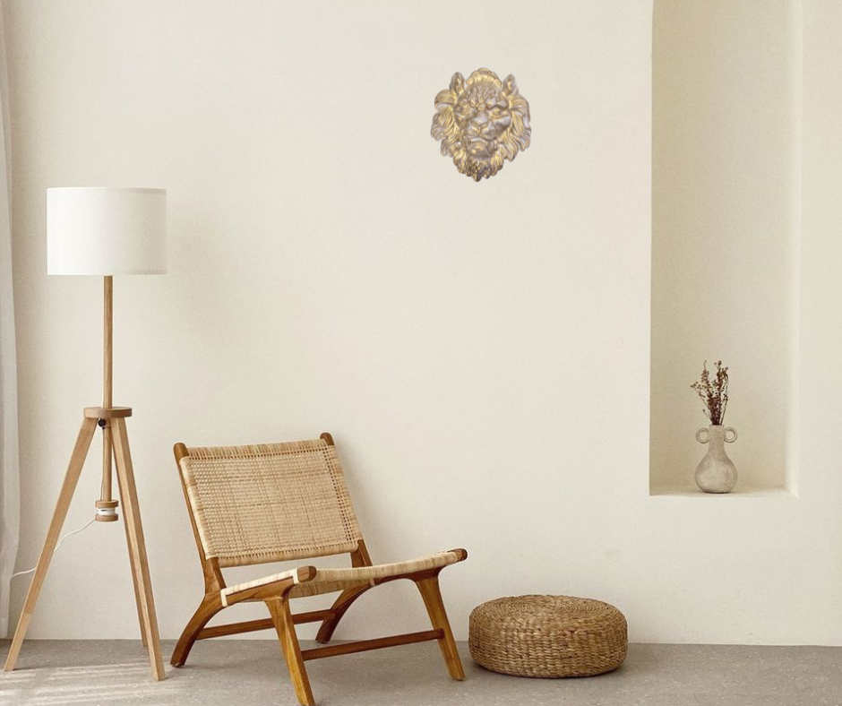 Wall Lion Head Sculpture in Epoxy Resin with Metallic Style