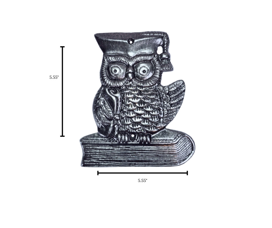 Small Decorative Owl in Epoxy Resin