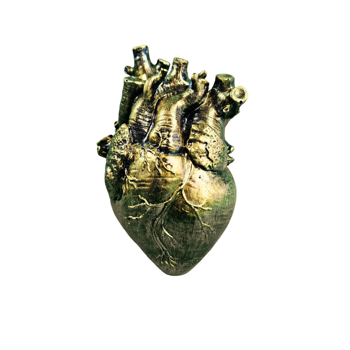 Escultura de corazón en resina epoxi.