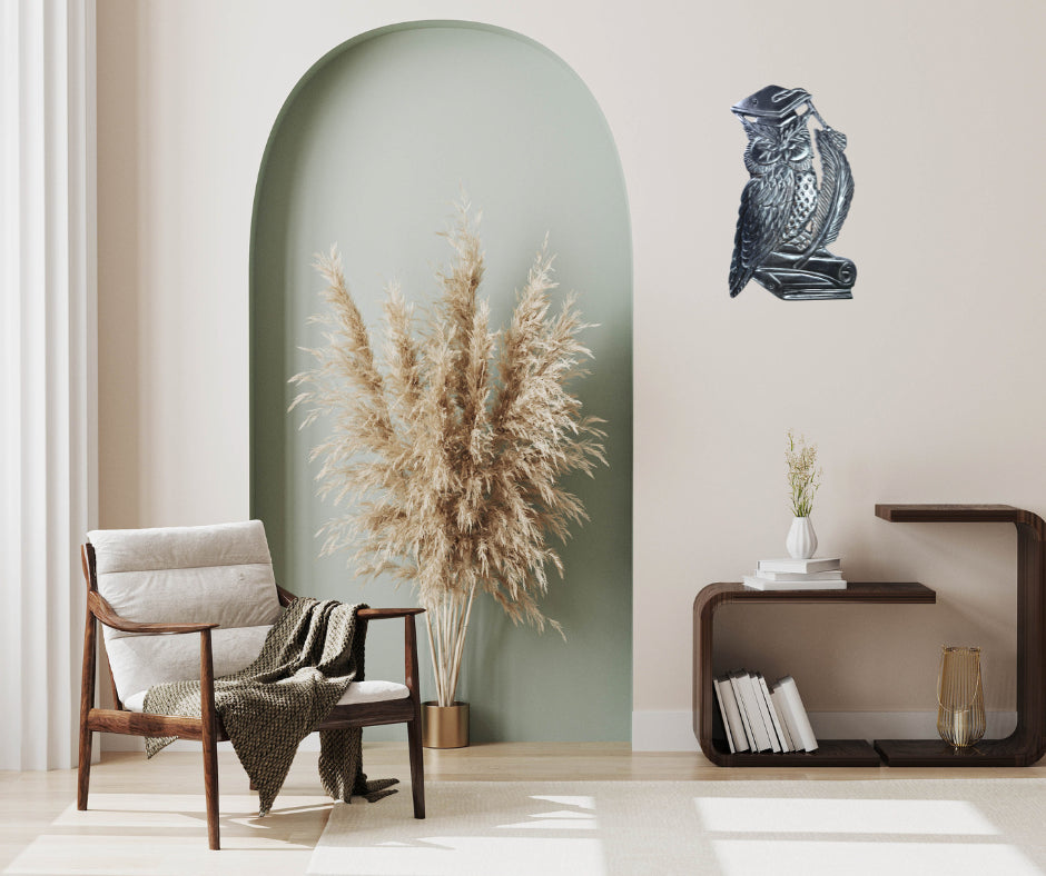 Large Decorative Owl in Epoxy Resin Wholesale