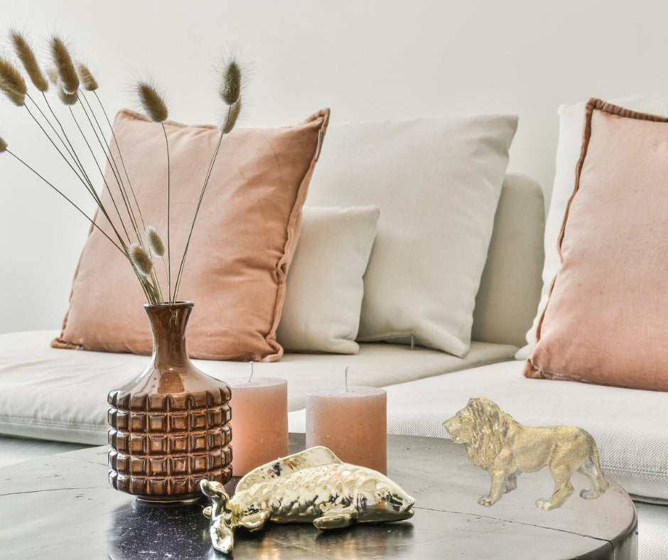 Golden Lion Sculpture in Epoxy Resin – Metallic Finish