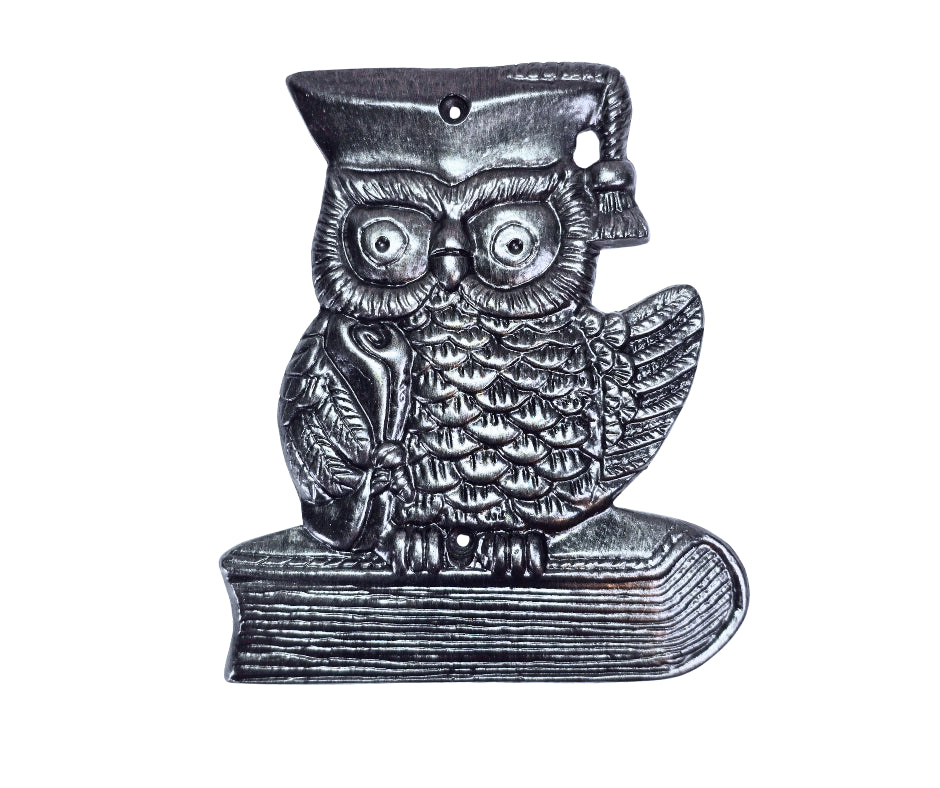 Small Decorative Owl in Epoxy Resin