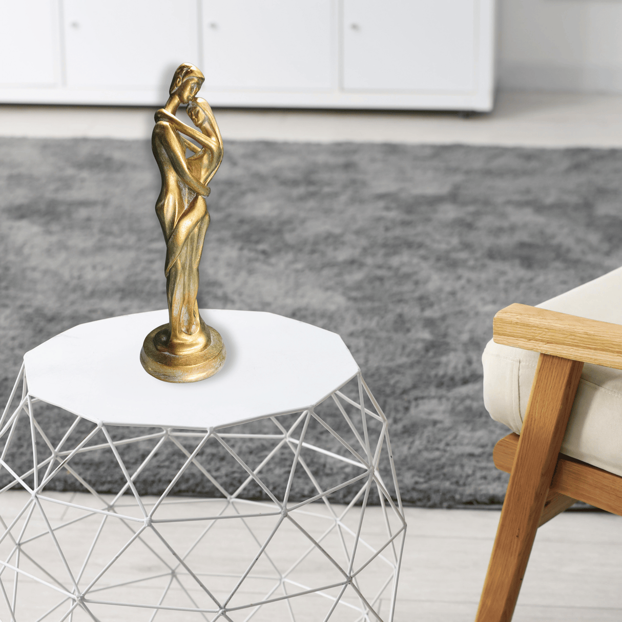 Lovers Epoxy Resin Sculpture Wholesale