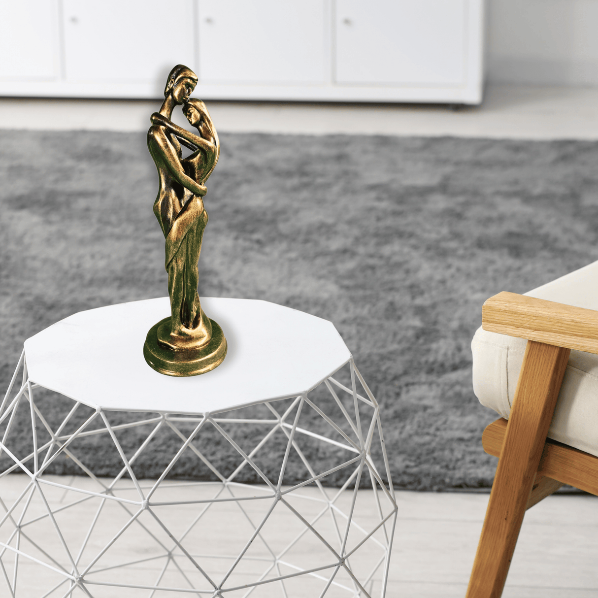 Lovers Epoxy Resin Sculpture Wholesale